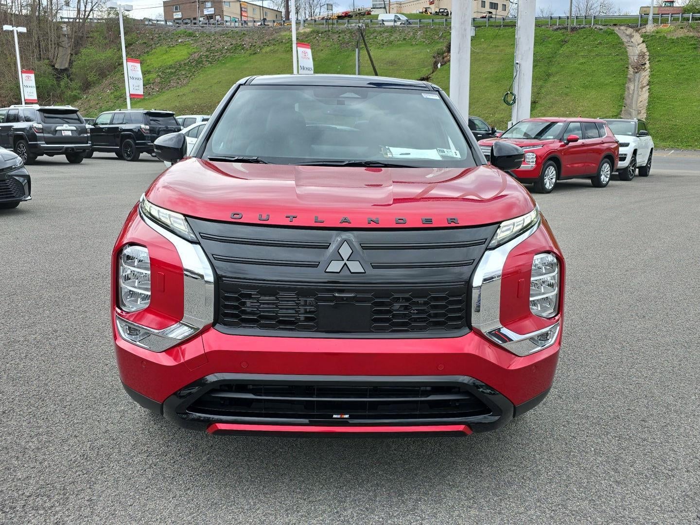 2026 Mitsubishi Outlander — rear three-quarter view
